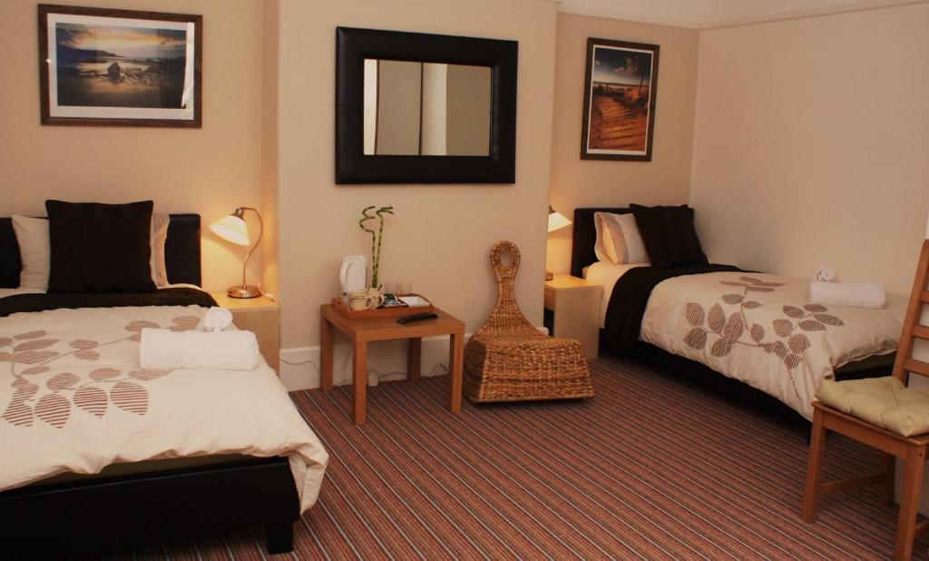 The White Lodge Southsea พอร์ตสมัธ ห้อง รูปภาพ